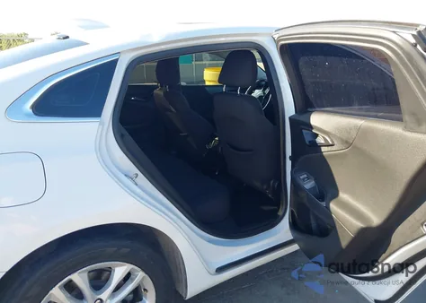 2018 Chevrolet Malibu Lt z USA, uszkodzony, nr VIN 1G1ZD5ST1JF178197